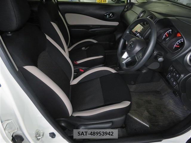 Nissan NOTE 2018-11 256969-11