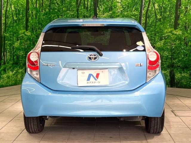 Toyota AQUA 2014-11 17068-15