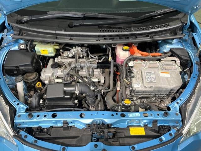 Toyota AQUA 2014-11 17068-18