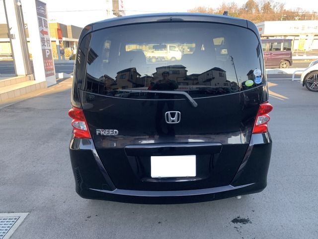 Honda FREED 2011-12 5217-8