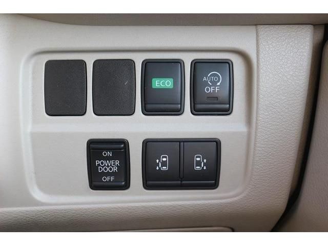 Nissan SERENA 2016-10 191395-15