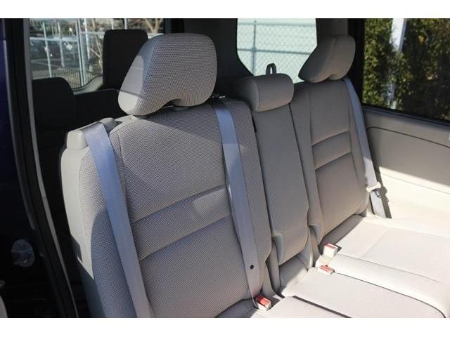 Nissan SERENA 2016-10 191395-12