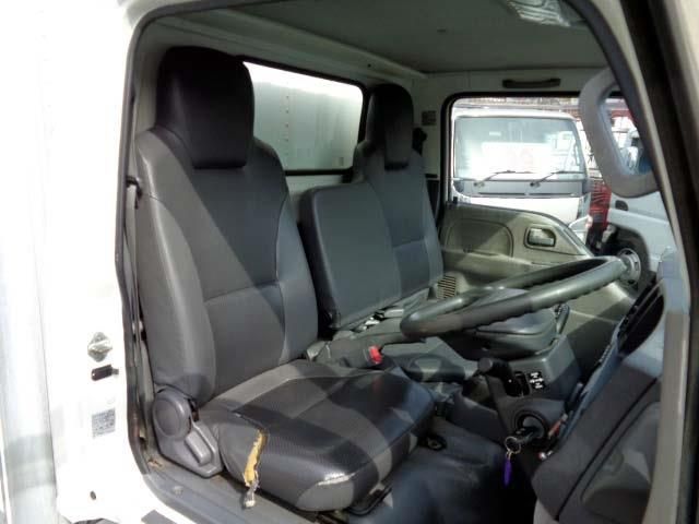 Isuzu ELF TRUCK 2011-05 2363-4