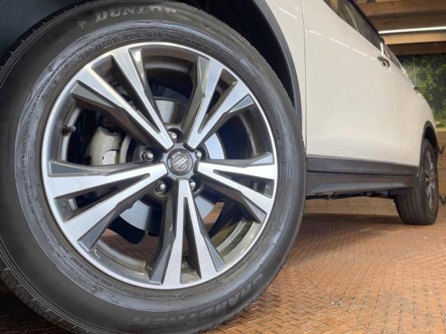 Nissan X-TRAIL 2018-10 184108-13