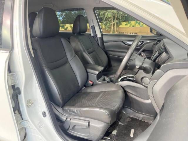 Nissan X-TRAIL 2018-10 184108-9