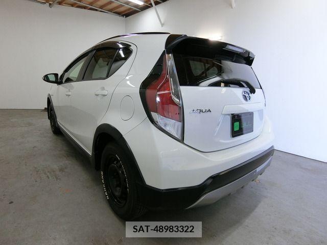 Toyota AQUA 2016-08 201684-12