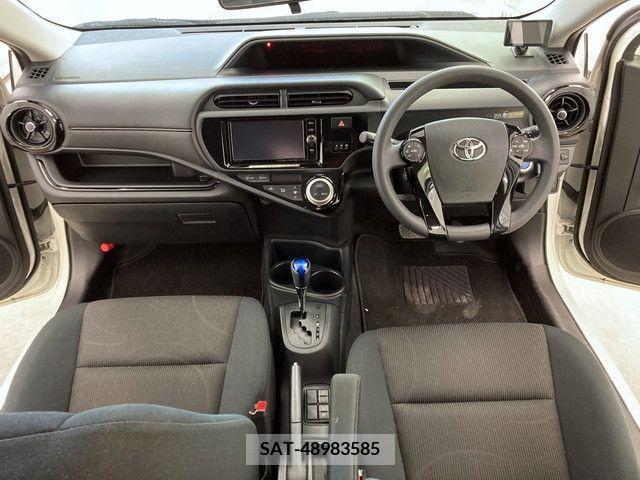 Toyota AQUA 2016-11 356314-1