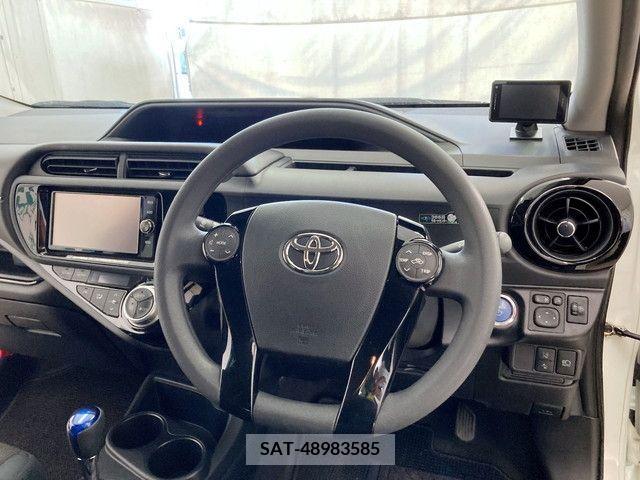 Toyota AQUA 2016-11 356314-19