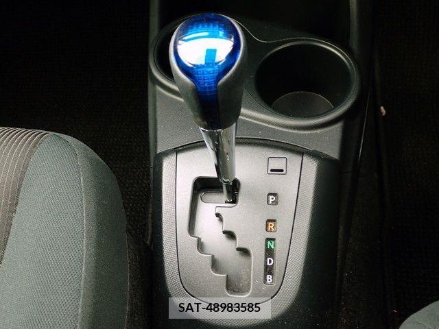 Toyota AQUA 2016-11 356314-21