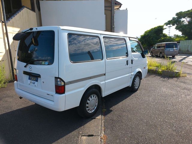 Mazda BONGO VAN 2017-06 4580-2