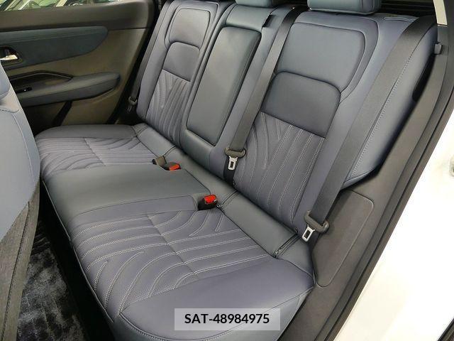 Nissan Ariya 2023-09 261099-17