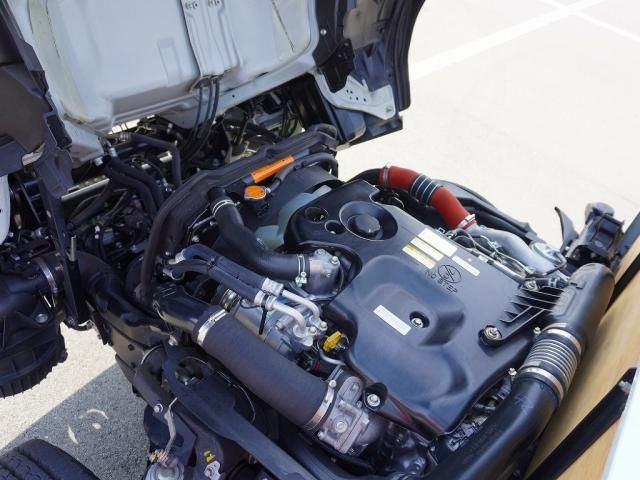 Isuzu ELF TRUCK 2015-10 196207-19