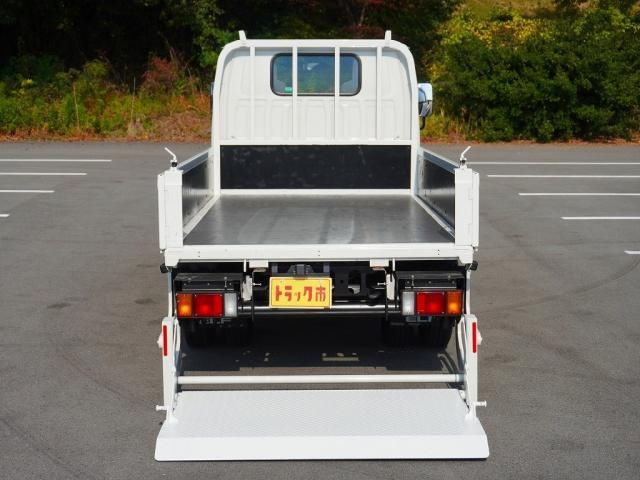 Isuzu ELF TRUCK 2015-10 196207-12