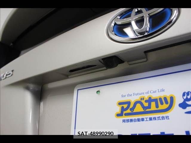 Toyota PRIUS 2016-07 281940-7