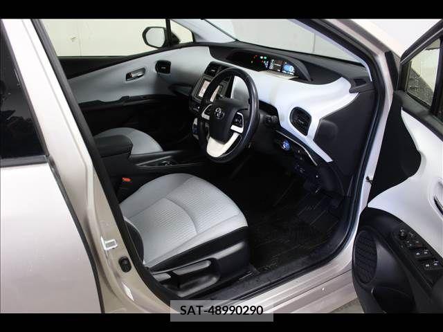 Toyota PRIUS 2016-07 281940-10
