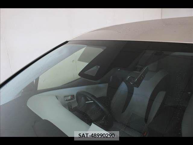 Toyota PRIUS 2016-07 281940-4
