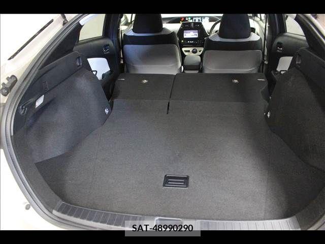 Toyota PRIUS 2016-07 281940-19