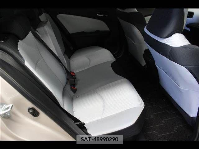Toyota PRIUS 2016-07 281940-18