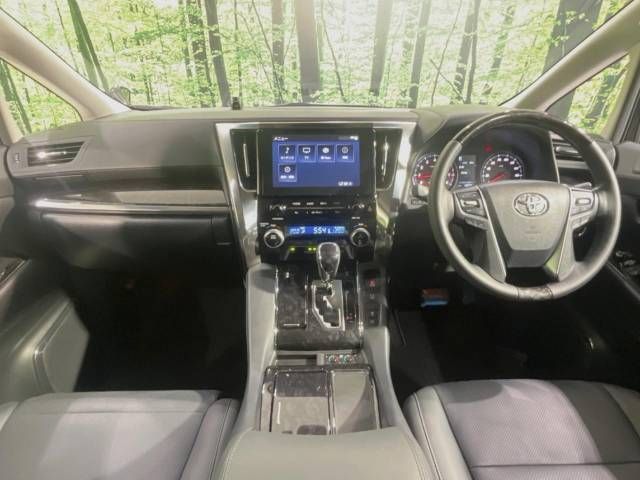 Toyota VELLFIRE 2020-06 186930-1