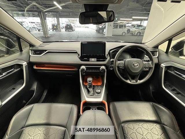 Toyota RAV4 2019-10 332536-1