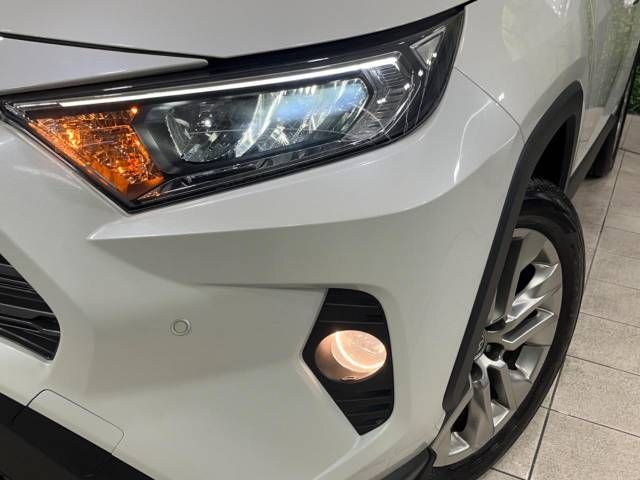 Toyota RAV4 2021-02 180578-12