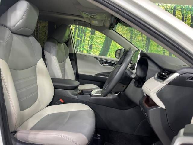 Toyota RAV4 2021-02 180578-8
