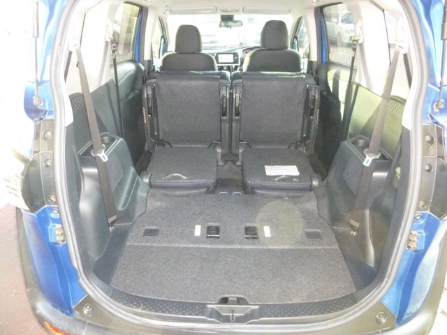 Toyota SIENTA 2016-08 15944-20