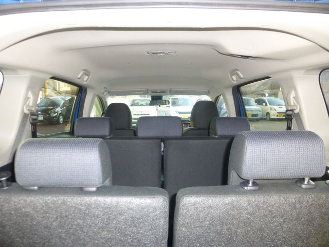 Toyota SIENTA 2016-08 15944-19
