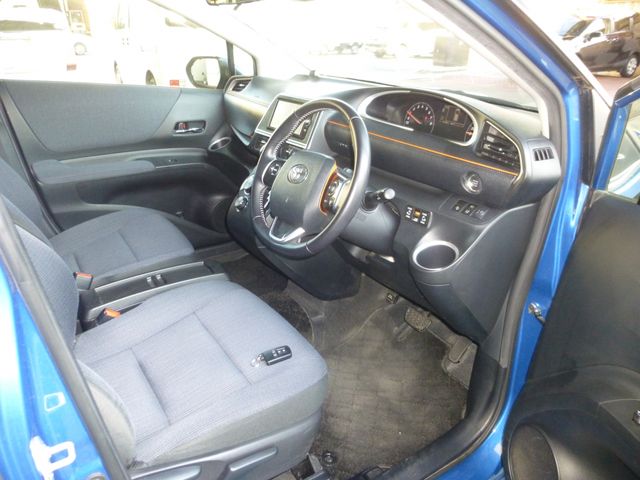 Toyota SIENTA 2016-08 15944-8