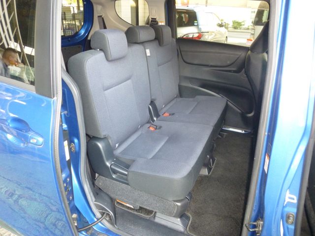 Toyota SIENTA 2016-08 15944-10