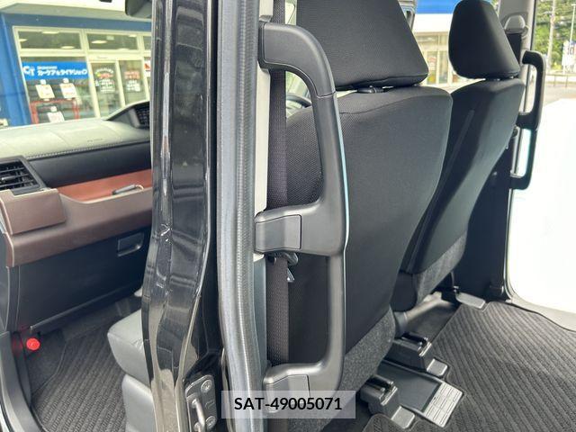 Toyota ROOMY 2019-01 385173-18