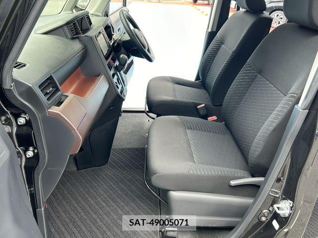 Toyota ROOMY 2019-01 385173-15