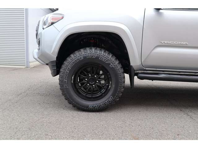 Toyota TACOMA 2022-01 11114-14