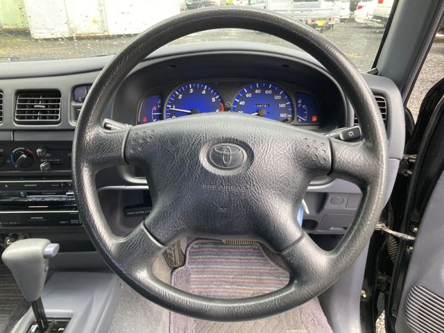 Toyota HILUX 2002-12 5785-12