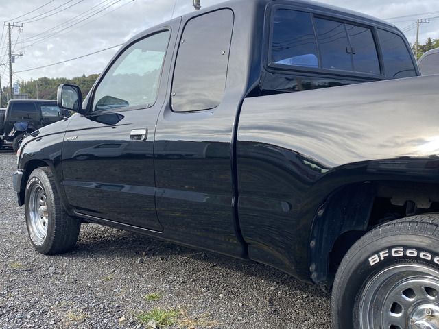 Toyota HILUX 2002-12 5785-4