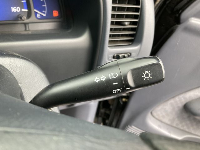 Toyota HILUX 2002-12 5785-14