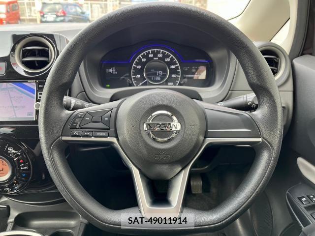 Nissan NOTE 2017-03 305367-9
