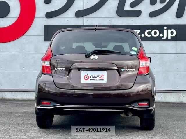 Nissan NOTE 2017-03 305367-1