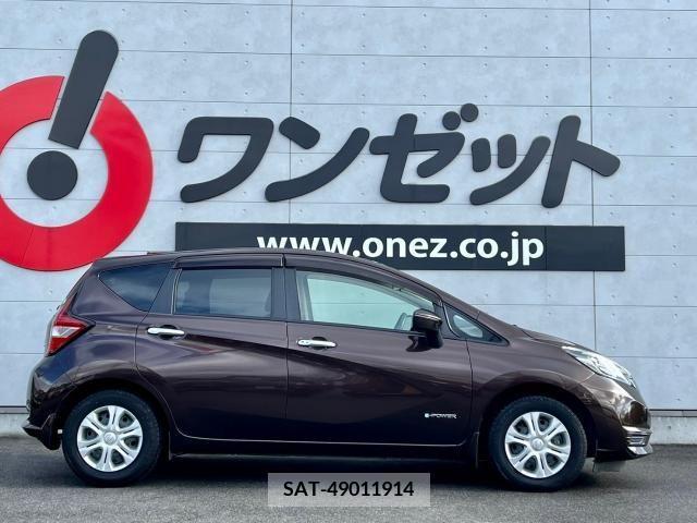 Nissan NOTE 2017-03 305367-4