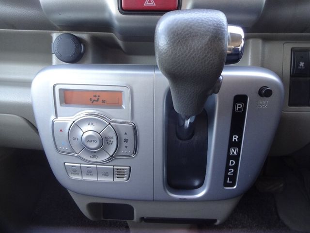 Nissan CLIPPER RIO 2015-10 180621-16