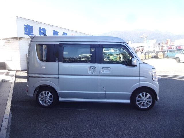 Nissan CLIPPER RIO 2015-10 180621-3