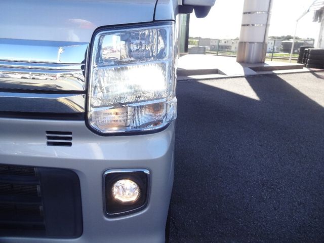 Nissan CLIPPER RIO 2015-10 180621-26