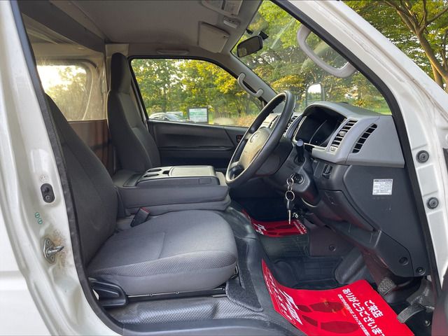 Toyota HIACE VAN 2013-02 4954-6