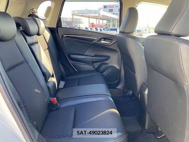 Honda FIT HYBRID 2014-10 223640-18