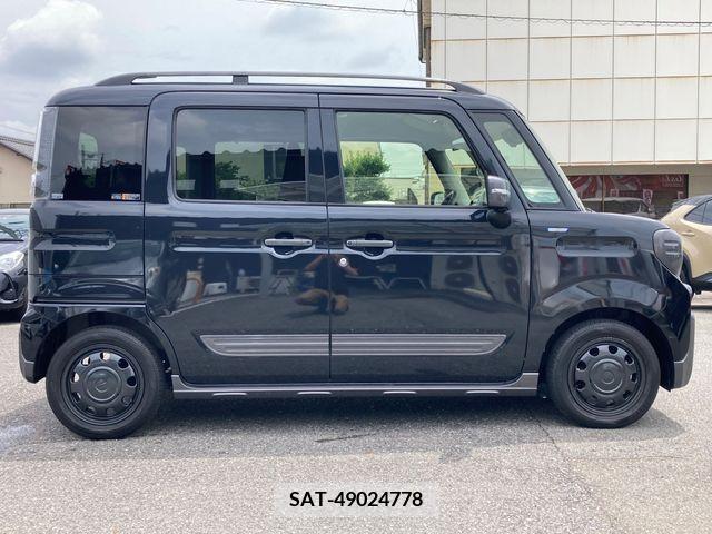 Suzuki SPACIA 2021-08 330044-3