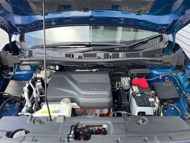 Nissan LEAF 2022-01 18782-14