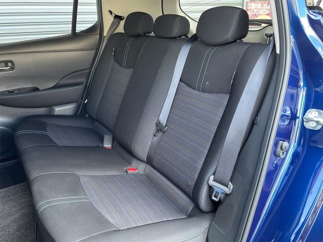 Nissan LEAF 2022-01 18782-24