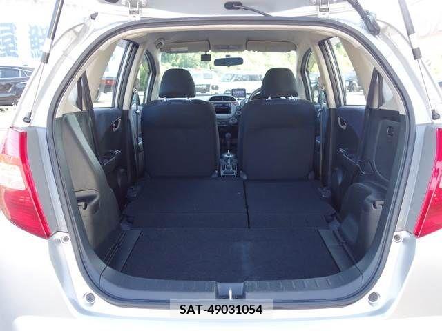 Honda FIT 2012-04 371754-17