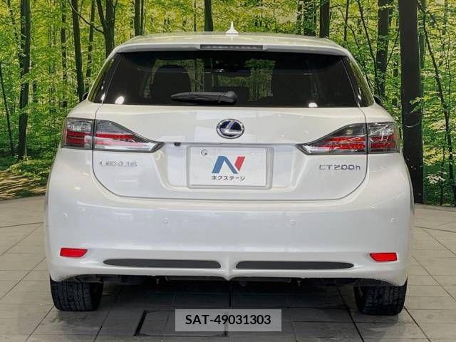 Lexus CT 2011-05 275210-15