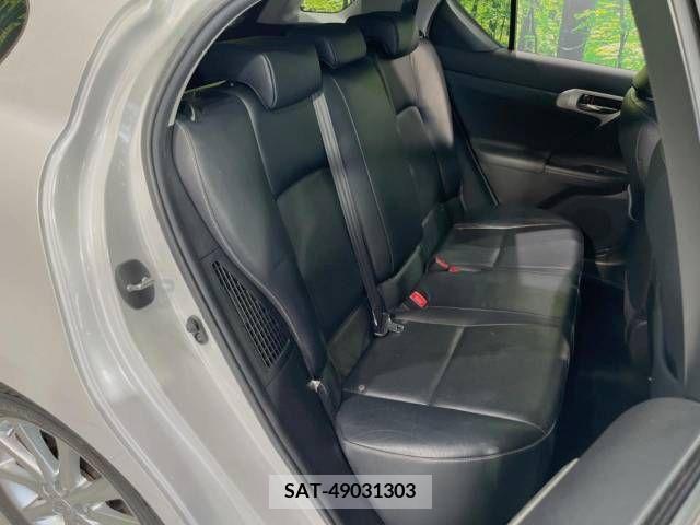 Lexus CT 2011-05 275210-10